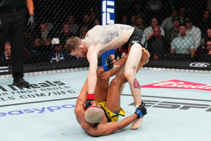 Никала победил де Риддера на турнире UFC on ESPN 67, Сэндхаген одержал победу над Фигейредо.